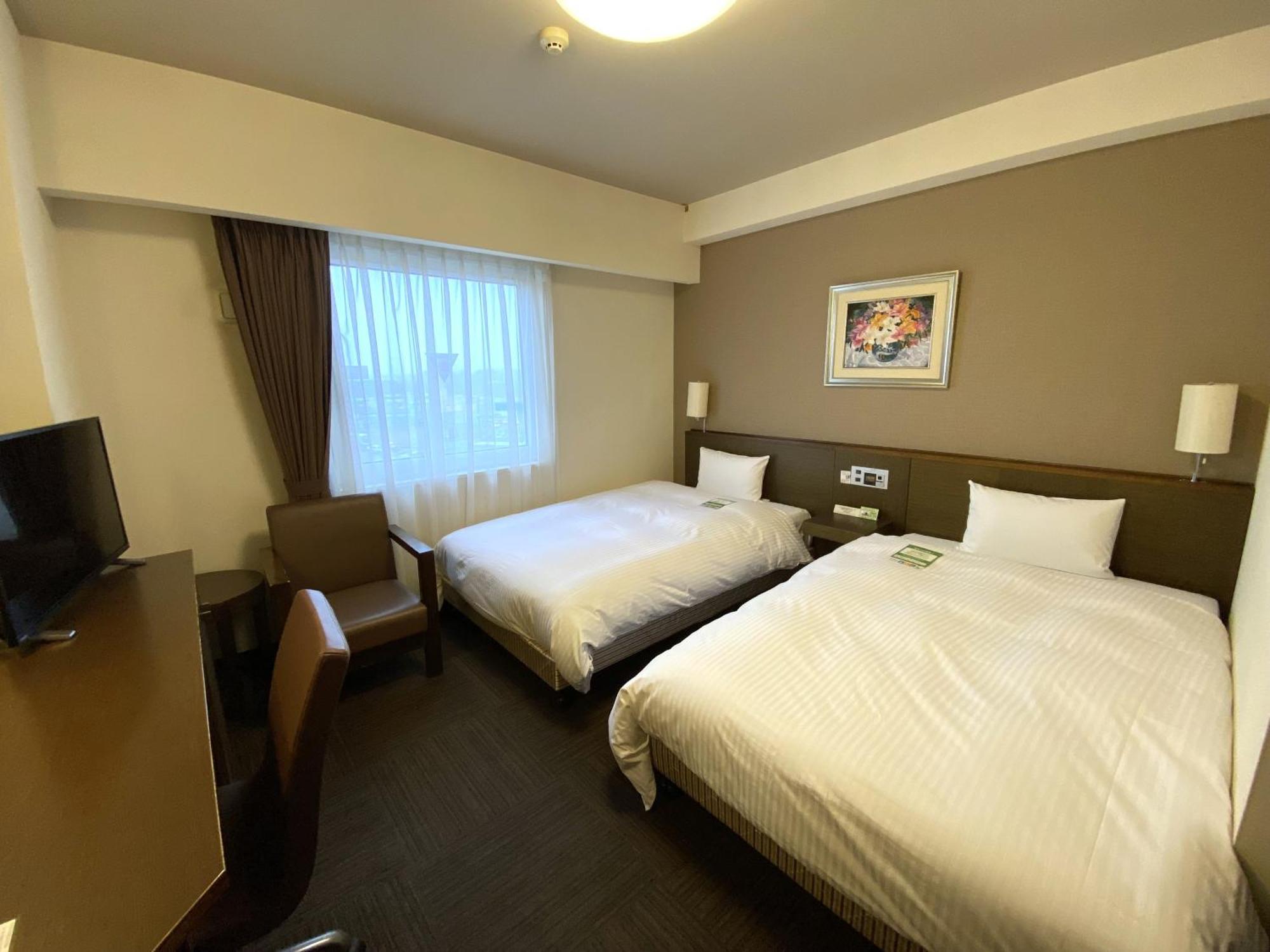 Hotel Route-Inn Hanamaki Bagian luar foto