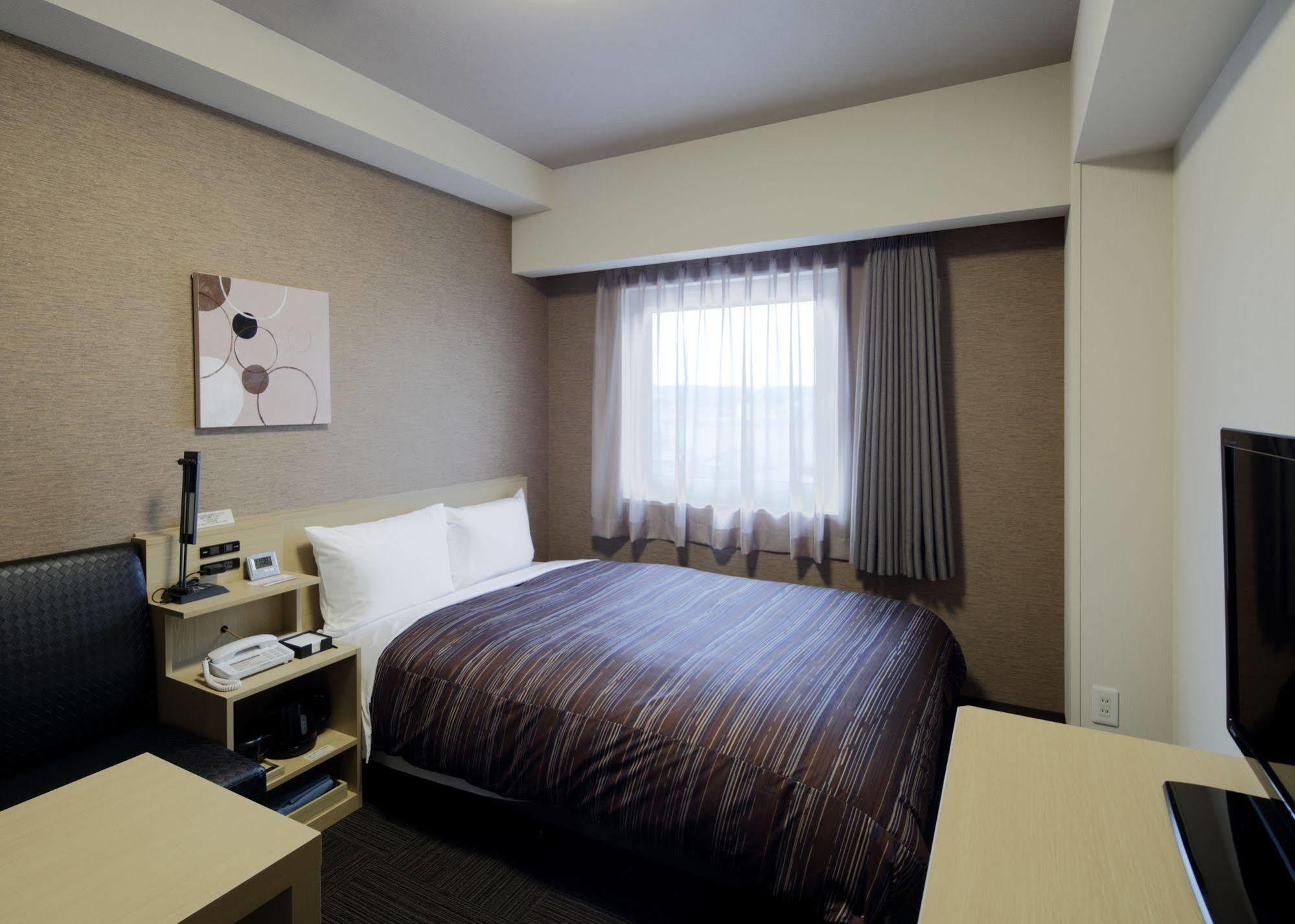 Hotel Route-Inn Hanamaki Bagian luar foto